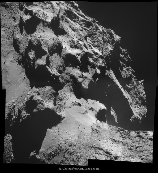 ESA_Rosetta_NAVCAM_141024_pano